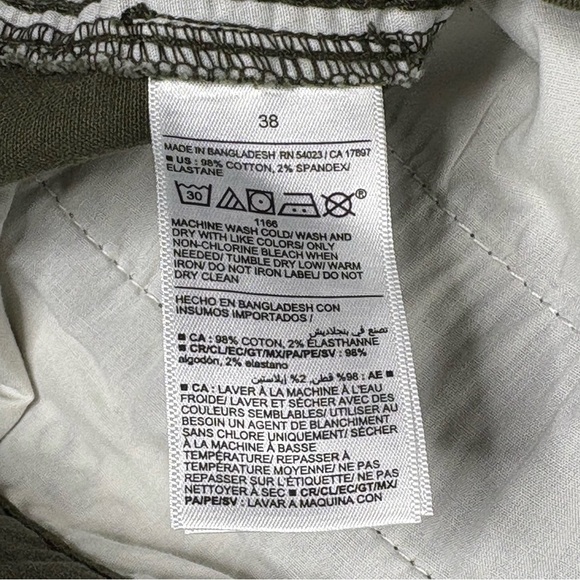 Old Navy Mens Lived In Straight Cargo Shorts 38 Heritage Green 9” Inseam NEW - Picture 7 of 10